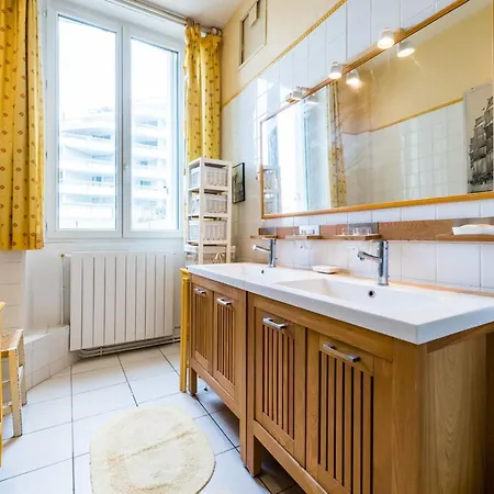 Apartman Miramar Plage - - *